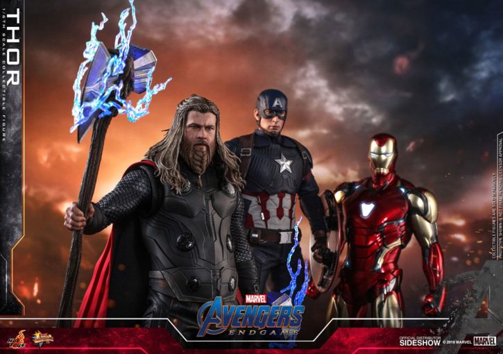Avengers: Endgame Thor and Hulk Figures by Hot Toys